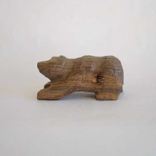 おじさんの木彫熊