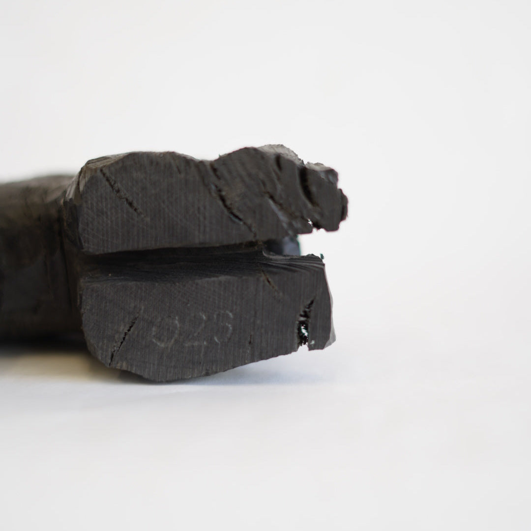 おじさんの木彫熊