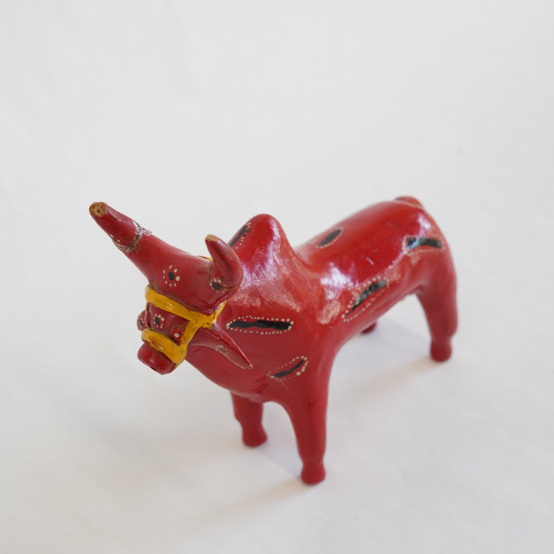 牛の陶器/ブラジル