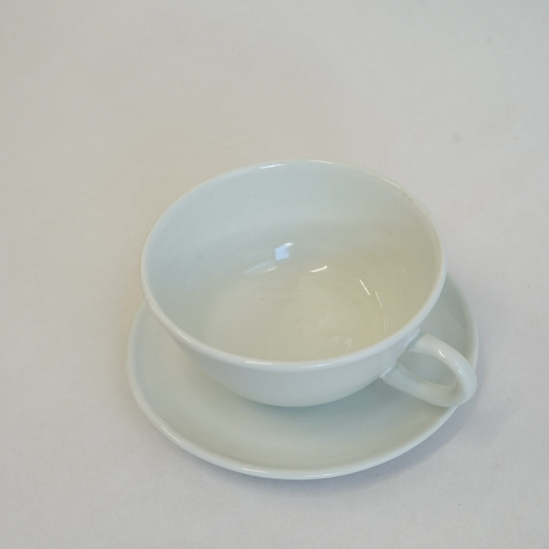 カップ＆ソーサー